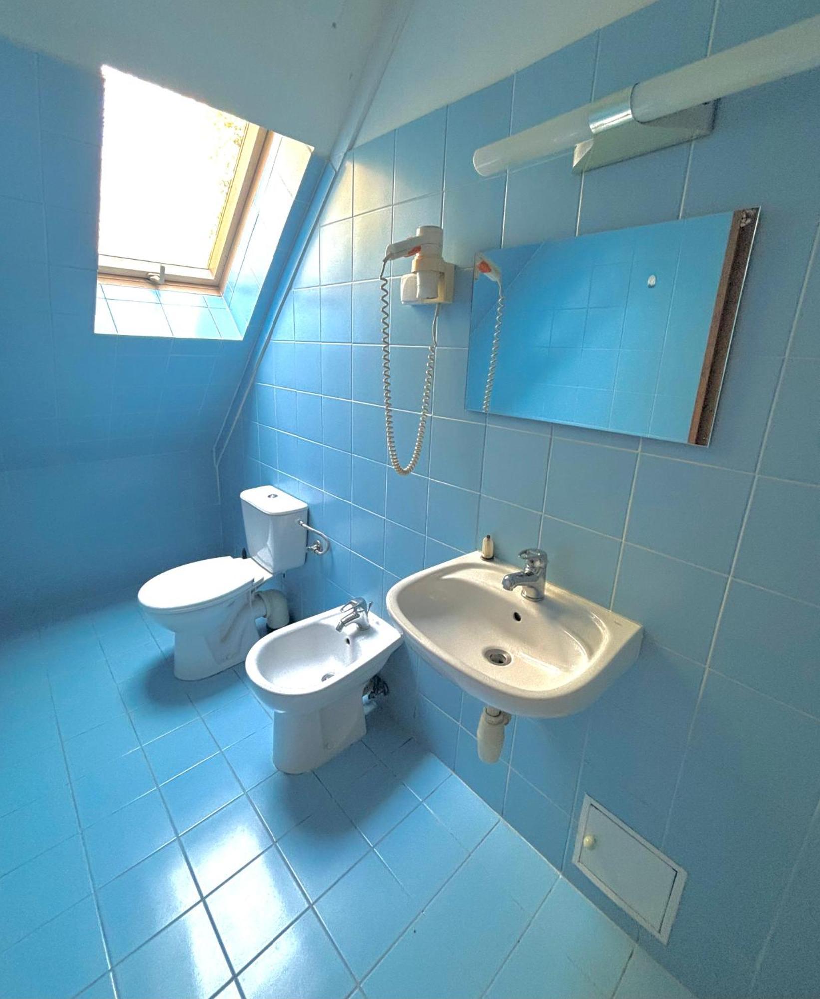 Hostel Nuove Frontiere นือซา ภายนอก รูปภาพ