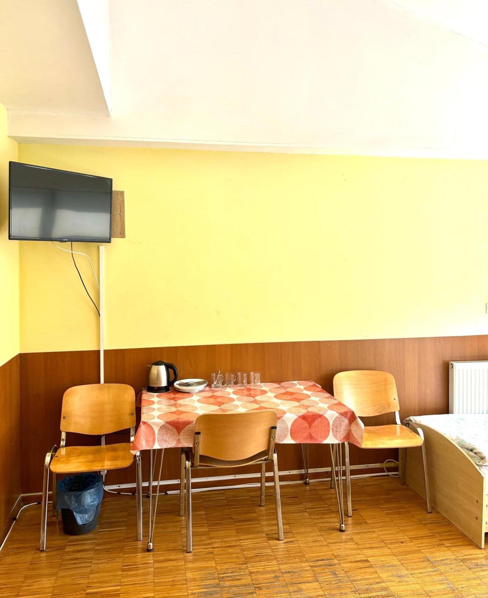 Hostel Nuove Frontiere นือซา ภายนอก รูปภาพ